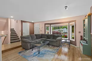 904 214th Pl SW, Lynnwood, WA 98036 - Photo 5
