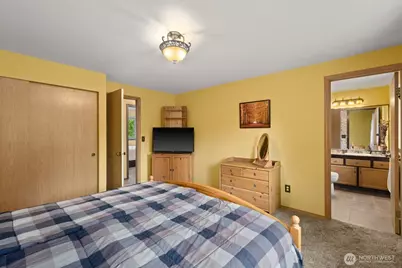 904 SW 214th Place, Lynnwood, WA 98036 - Photo 21
