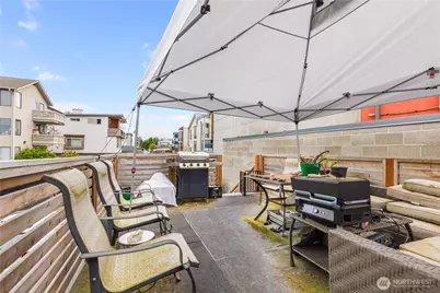 2810 Alki Avenue SW, Seattle, WA 98116 - Photo 3