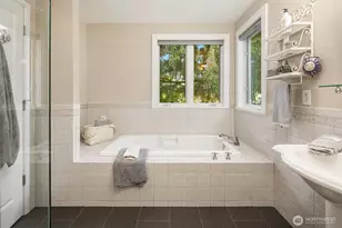 7732 195th St SW, Edmonds, WA 98026 - Photo 23