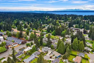 7732 195th St SW, Edmonds, WA 98026 - Photo 39
