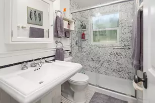 7732 195th St SW, Edmonds, WA 98026 - Photo 17