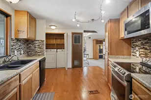 21817 107th Pl SE, Kent, WA 98031 - Photo 5