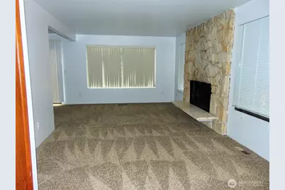 19021 46th Avenue S, SeaTac, WA 98188 - Photo 5