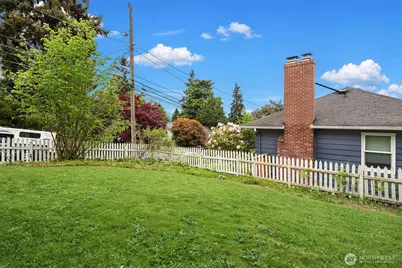 8622 17th Avenue NE, Seattle, WA 98115 - Photo 21