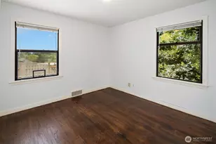 8622 17th Ave NE, Seattle, WA 98115 - Photo 13