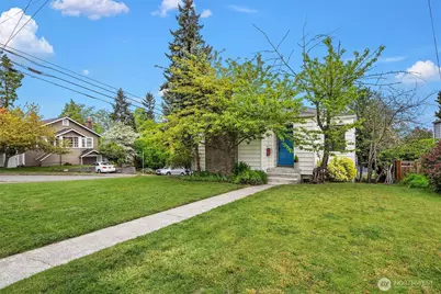 8622 17th Avenue NE, Seattle, WA 98115 - Photo 1