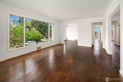 8622 17th Avenue NE, Seattle, WA 98115 - Photo 5