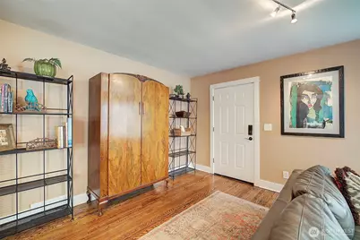 8451 35th Avenue SW, Seattle, WA 98126 - Photo 7