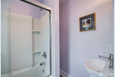 8451 35th Avenue SW, Seattle, WA 98126 - Photo 23