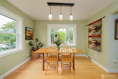 4921 24th Avenue S, Seattle, WA 98108 - Photo 7