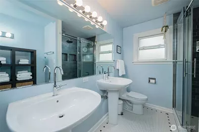 4921 24th Avenue S, Seattle, WA 98108 - Photo 15