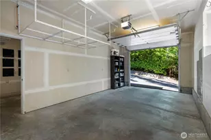 1207 NE 140th St, Seattle, WA 98125 - Photo 29