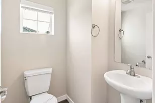 5311 34th St E, Fife, WA 98424 - Photo 7