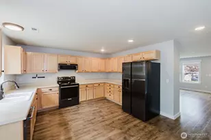 2722 SW Siskin Cir, Port Orchard, WA 98367 - Photo 7