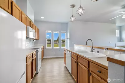 4827 67th Street NE #A201, Marysville, WA 98270 - Photo 5