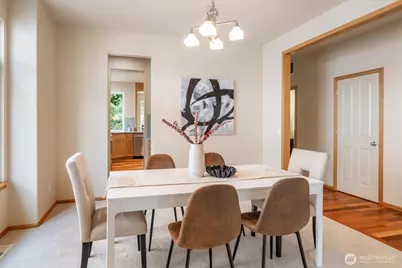 6008 NE 1st Circle, Renton, WA 98059 - Photo 7