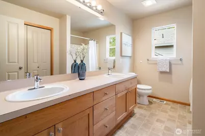 6008 NE 1st Circle, Renton, WA 98059 - Photo 25