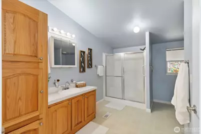 789 NE Reeds Meadow Lane, Bremerton, WA 98311 - Photo 17