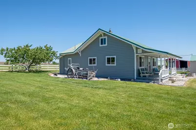 18253 Road B NW, Ephrata, WA 98823 - Photo 9