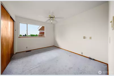 2512 S Raymond Street, Seattle, WA 98108 - Photo 13