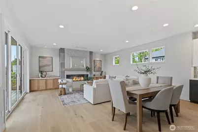 6832 47th Avenue NE, Seattle, WA 98115 - Photo 9