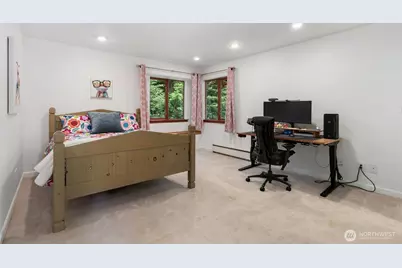 25119 NE 18th Street, Sammamish, WA 98074 - Photo 19
