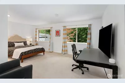 25119 NE 18th Street, Sammamish, WA 98074 - Photo 17