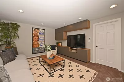 5207 Wallingford Avenue N, Seattle, WA 98103 - Photo 27