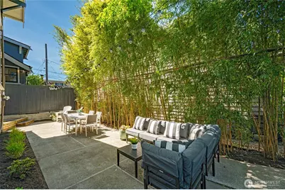 5207 Wallingford Avenue N, Seattle, WA 98103 - Photo 35