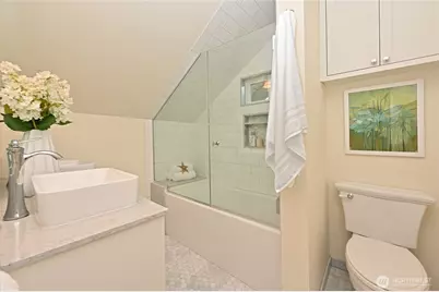 5207 Wallingford Avenue N, Seattle, WA 98103 - Photo 25