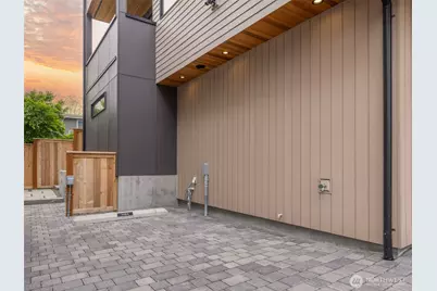 1416 A N 47th, Seattle, WA 98103 - Photo 29