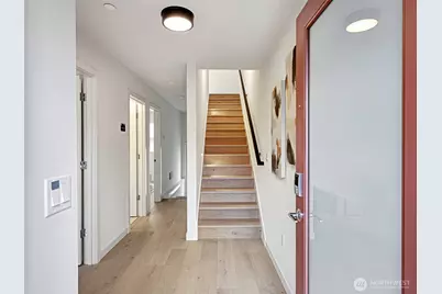1416 A N 47th, Seattle, WA 98103 - Photo 3