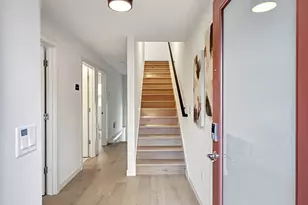 1416 A N 47th St, Seattle, WA 98103 - Photo 3