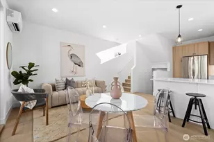 12044 Hiram Pl NE, Seattle, WA 98125 - Photo 11