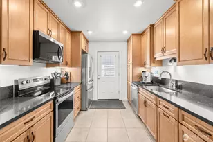 415 N Liberty St, Port Angeles, WA 98362 - Photo 9