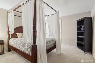22330 NE 28th St, Sammamish, WA 98074 - Photo 17
