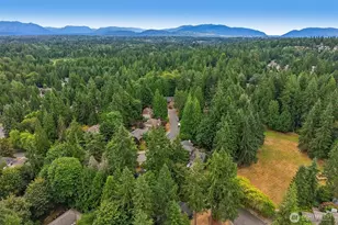 22330 NE 28th St, Sammamish, WA 98074 - Photo 33