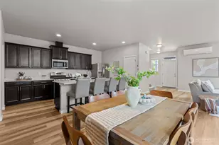 5621 87th Ave NE, Marysville, WA 98270 - Photo 9