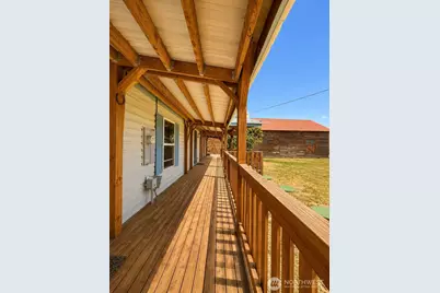 10041 N Thorp Highway, Thorp, WA 98946 - Photo 25