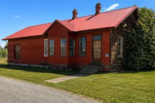 10041 N Thorp Hwy, Thorp, WA 98946 - Photo 3