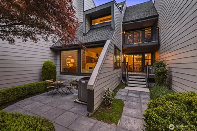 10327 NE 19th Place, Bellevue, WA 98004 - Photo 9