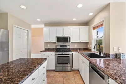 5131 Chinook Drive NE, Tacoma, WA 98422 - Photo 9