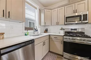 13255 178th Ave Ct E, Bonney Lake, WA 98391 - Photo 17