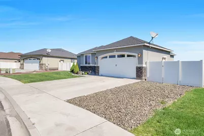 1645 E Madera Street, Othello, WA 99344 - Photo 9