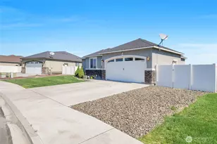 1645 E Madera St, Othello, WA 99344 - Photo 9