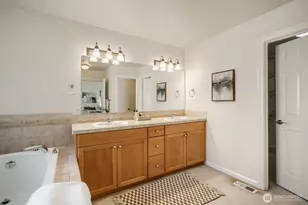 27419 237th Ave Ave SE, Maple Valley, WA 98038 - Photo 17