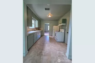 1124 Nevada Street, Bellingham, WA 98229 - Photo 7