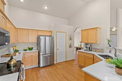9014 190th Street E, Puyallup, WA 98375 - Photo 11