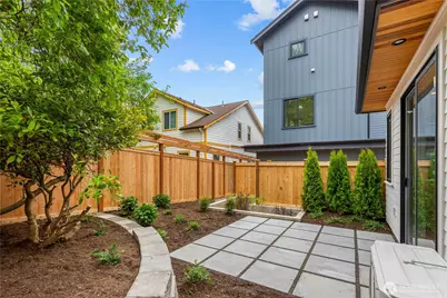 6834 47th Avenue NE, Seattle, WA 98115 - Photo 17